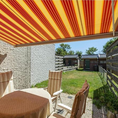 Cozy Holiday Home With Lawn Callantsoog Exterior photo